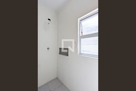 Casa à venda com 82m², 2 quartos e sem vaga Casa à venda com 82m², 2 quartos e sem vagaBanheiro