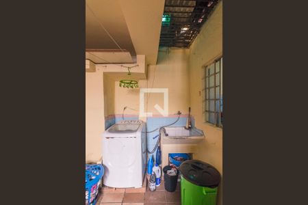 Casa à venda com 100m², 2 quartos e 1 vagaÁrea de Serviço