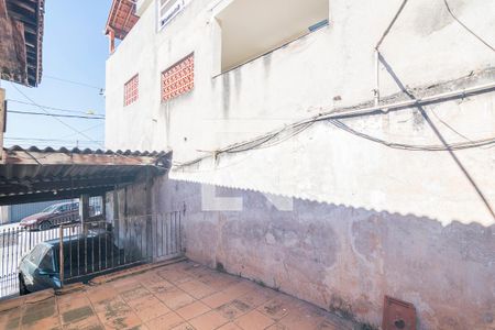 Casa à venda com 100m², 2 quartos e 1 vagaQuintal