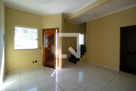 Sala de casa para alugar com 2 quartos, 96m² em Itaquera, São Paulo
