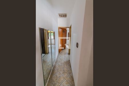 Casa à venda com 111m², 4 quartos e 1 vagaCorredor Quartos
