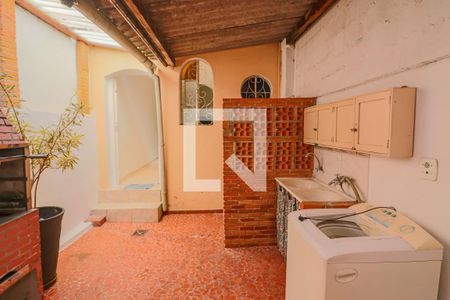 Casa à venda com 111m², 4 quartos e 1 vagaLavanderia e Churrasqueira