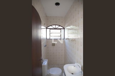 Banheiro 1 de casa para alugar com 3 quartos, 300m² em Piraporinha, Diadema
