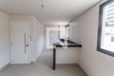 Apartamento à venda com 130m², 2 quartos e 2 vagasCozinha
