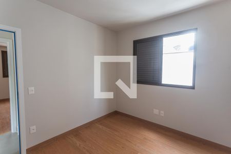 Apartamento à venda com 130m², 2 quartos e 2 vagasQuarto 2