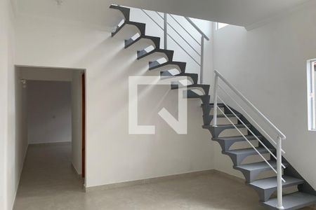 Sala de casa para alugar com 3 quartos, 150m² em Parque Maria Helena, Suzano