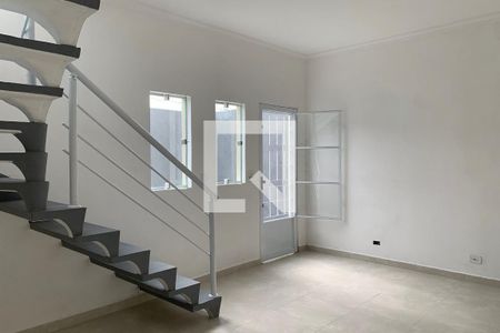 Sala de casa para alugar com 3 quartos, 150m² em Parque Maria Helena, Suzano