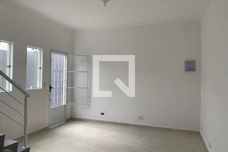 Sala de casa para alugar com 3 quartos, 150m² em Parque Maria Helena, Suzano