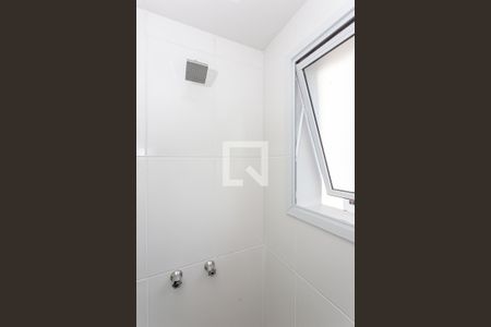 Apartamento para alugar com 85m², 2 quartos e 1 vaga Apartamento para alugar com 85m², 2 quartos e 1 vagaBanheiro Suite