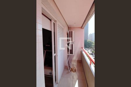 Apartamento para alugar com 210m², 3 quartos e 4 vagas Apartamento para alugar com 210m², 3 quartos e 4 vagasVaranda da Suíte 3