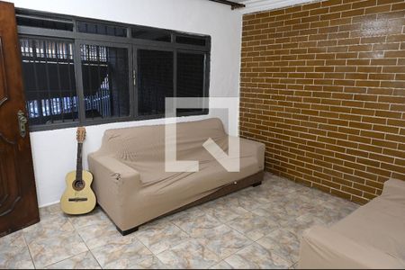 Casa à venda com 3 quartos, 151m² em Vila Olinda, São Paulo