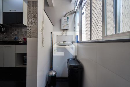 Apartamento à venda com 70m², 2 quartos e sem vagaÁrea de Serviço