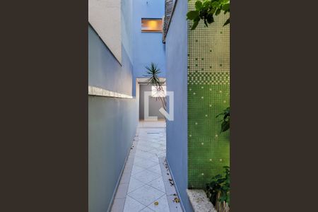 Casa à venda com 290m², 3 quartos e 4 vagasCorredor