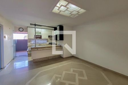 Casa à venda com 290m², 3 quartos e 4 vagasSala de Jantar