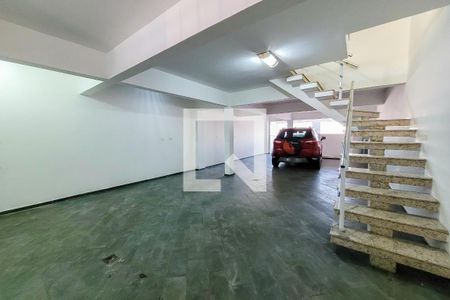 Casa à venda com 290m², 3 quartos e 4 vagasGaragem