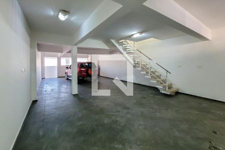 Casa à venda com 290m², 3 quartos e 4 vagasGaragem