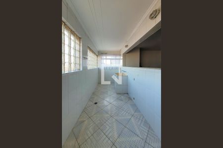 Casa à venda com 290m², 3 quartos e 4 vagasÁrea de Serviço
