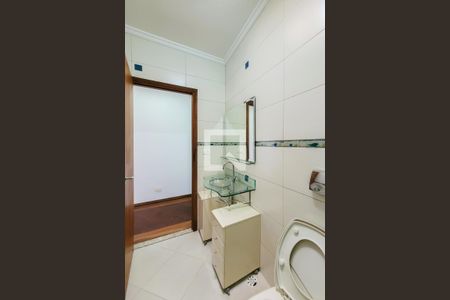 Casa à venda com 290m², 3 quartos e 4 vagasBanheiro Social