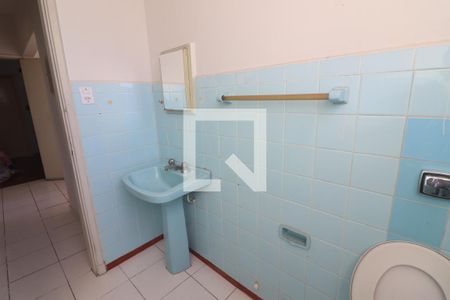 Banheiro  de apartamento para alugar com 2 quartos, 60m² em Vila Santa Maria, São Paulo