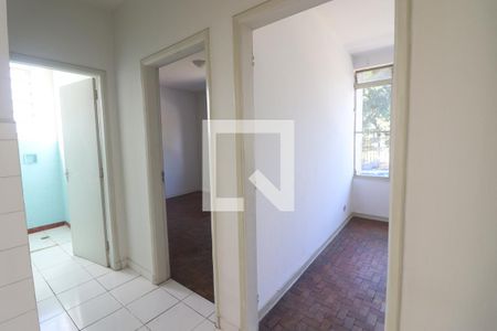 Corredor de apartamento para alugar com 2 quartos, 60m² em Vila Santa Maria, São Paulo