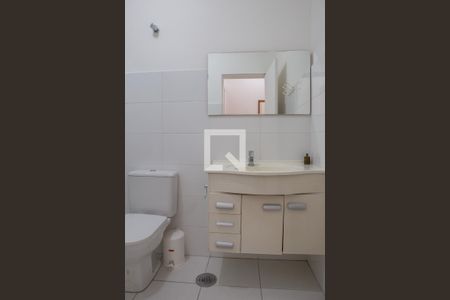 Apartamento à venda com 67m², 2 quartos e sem vaga Apartamento à venda com 67m², 2 quartos e sem vagaBanheiro