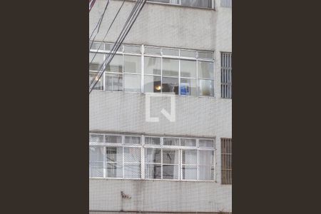 Apartamento à venda com 67m², 2 quartos e sem vaga Apartamento à venda com 67m², 2 quartos e sem vagaFachada