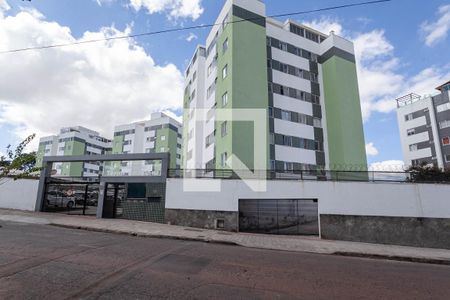 Apartamento para alugar com 49m², 2 quartos e 1 vagaFachada do condomínio 