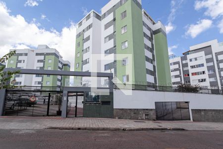 Apartamento para alugar com 49m², 2 quartos e 1 vagaFachada do condomínio 