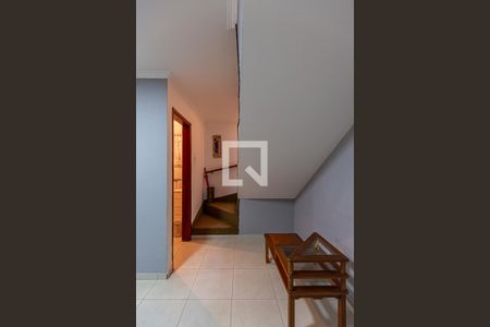Corredor de casa à venda com 2 quartos, 186m² em Vila Gilda, Santo André