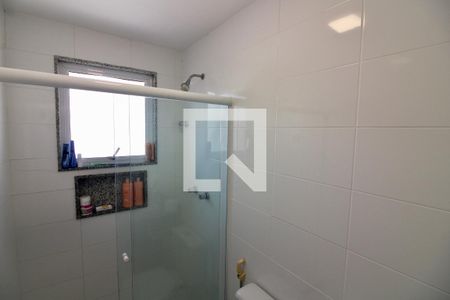 Apartamento à venda com 300m², 3 quartos e 3 vagas Apartamento à venda com 300m², 3 quartos e 3 vagasBanheiro 2