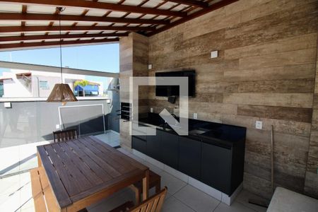 Apartamento à venda com 300m², 3 quartos e 3 vagas Apartamento à venda com 300m², 3 quartos e 3 vagasÁrea gourmet