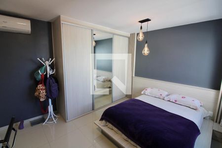 Apartamento à venda com 300m², 3 quartos e 3 vagas Apartamento à venda com 300m², 3 quartos e 3 vagasQuarto 2