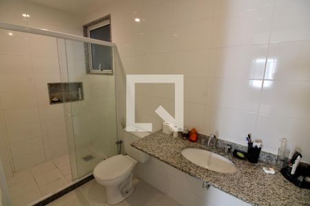 Apartamento à venda com 300m², 3 quartos e 3 vagas Apartamento à venda com 300m², 3 quartos e 3 vagasBanheiro 1