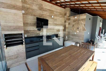 Apartamento à venda com 300m², 3 quartos e 3 vagas Apartamento à venda com 300m², 3 quartos e 3 vagasÁrea gourmet