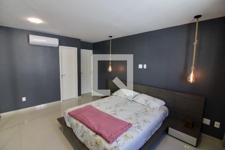 Apartamento à venda com 300m², 3 quartos e 3 vagas Apartamento à venda com 300m², 3 quartos e 3 vagasQuarto 1