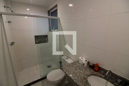 Apartamento à venda com 300m², 3 quartos e 3 vagas Apartamento à venda com 300m², 3 quartos e 3 vagasBanheiro 1