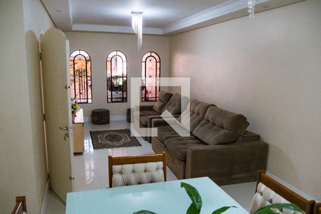 Sala de casa para alugar com 3 quartos, 300m² em Santa Maria, Santo André
