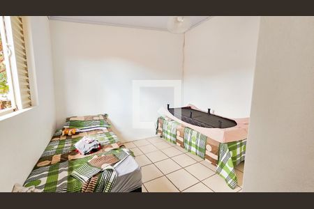 Quarto 1 de casa à venda com 2 quartos, 493m² em Planalto, Belo Horizonte