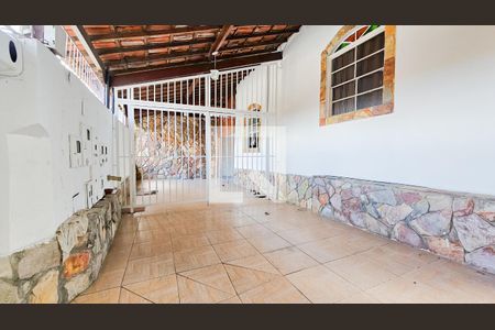 Casa à venda com 493m², 2 quartos e 1 vagaQuintal 