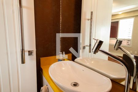 Apartamento à venda com 123m², 3 quartos e 2 vagas Apartamento à venda com 123m², 3 quartos e 2 vagasLavabo