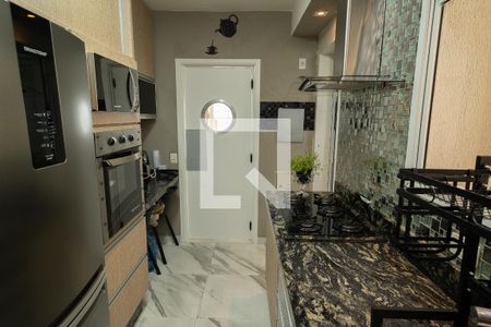 Apartamento à venda com 123m², 3 quartos e 2 vagas Apartamento à venda com 123m², 3 quartos e 2 vagasCozinha