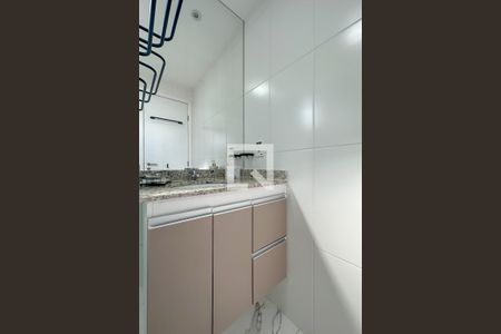 Apartamento para alugar com 71m², 2 quartos e 2 vagas Apartamento para alugar com 71m², 2 quartos e 2 vagasBanheiro 1
