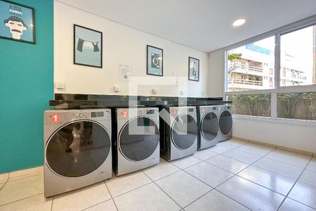 Apartamento para alugar com 71m², 2 quartos e 2 vagas Apartamento para alugar com 71m², 2 quartos e 2 vagasÁrea comum - Lavanderia