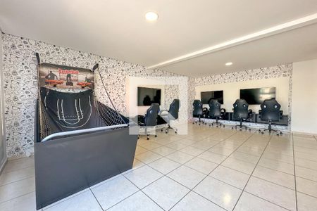 Apartamento para alugar com 71m², 2 quartos e 2 vagas Apartamento para alugar com 71m², 2 quartos e 2 vagasÁrea comum - Salão de Jogos