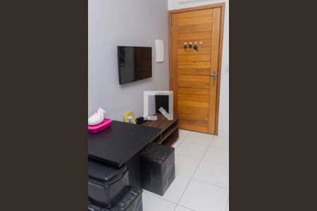 Sala de apartamento para alugar com 2 quartos, 42m² em Vila Franci, São Paulo