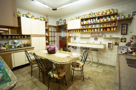 Cozinha - Armários de casa à venda com 3 quartos, 186m² em Jardim Maria Estela, São Paulo