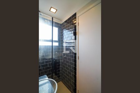 Apartamento para alugar com 56m², 2 quartos e 1 vaga Apartamento para alugar com 56m², 2 quartos e 1 vagaBanheiro da Suíte