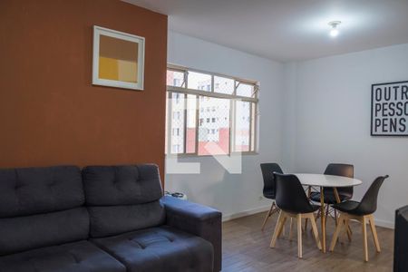 Apartamento à venda com 75m², 2 quartos e 1 vaga Apartamento à venda com 75m², 2 quartos e 1 vagaSala