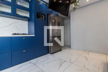 Sala de TV de apartamento à venda com 2 quartos, 54m² em Alphaville Empresarial, Barueri