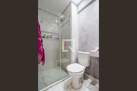 Apartamento à venda com 54m², 2 quartos e 1 vagaBanheiro 2